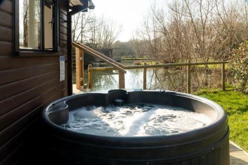 Lodge Fairwood Lakes Holiday Park