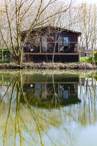 Lodge Fairwood Lakes Holiday Park