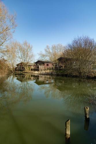 Lodge Fairwood Lakes Holiday Park