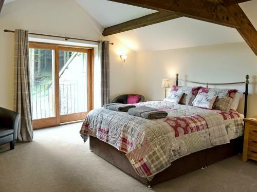 Red Deer Cottage
