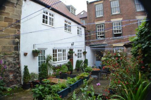 Bed & Breakfast Sanders Yard