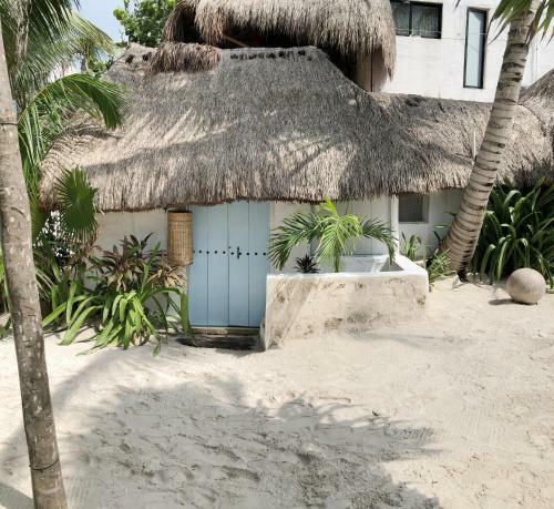 Hotel Playa Mambo Eco Cabanas