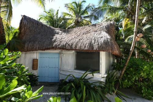 Hotel Playa Mambo Eco Cabanas
