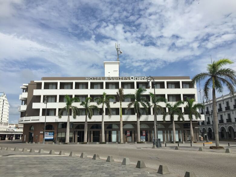 Oriente Hotel And Suites