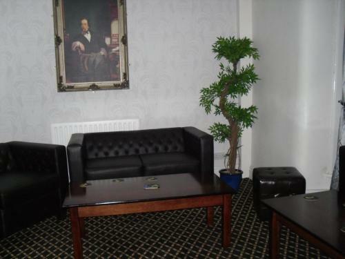 Hotel The Charles Dickens