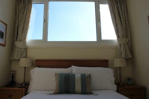 Hostal Invergarry Guest House (adults Only)