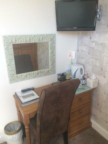 Hostal Invergarry Guest House (adults Only)