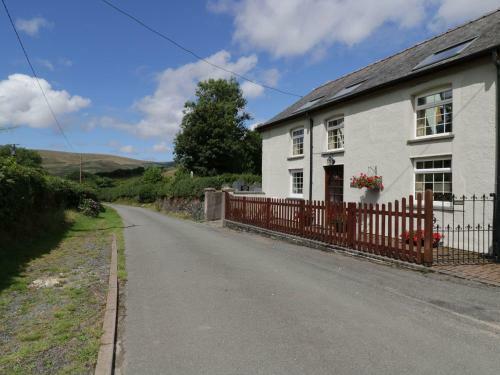 Y Bwthyn, Tywyn