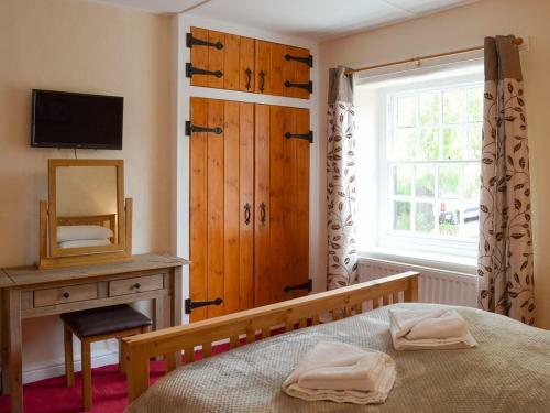 Willow Tree Cottage
