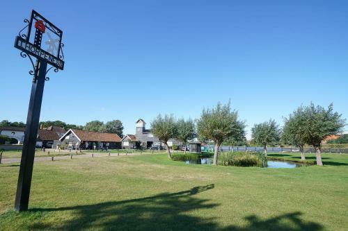 1 South Cottages