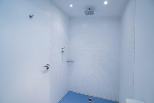 1 South Cottages With Guest Wing