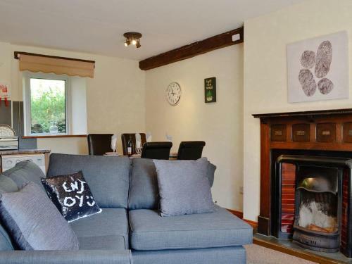 Brackendale Cottage