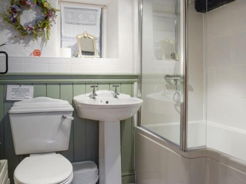 Jacky Garth Cottage
