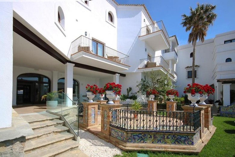Hotel Do�a Lola Zahara
