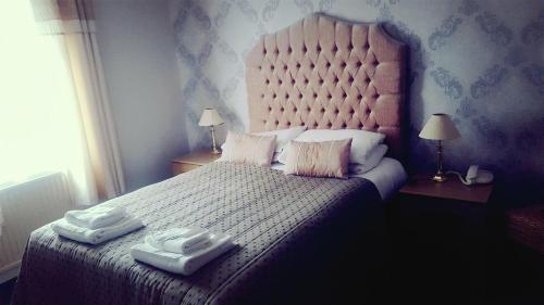 Paddocks Hotel