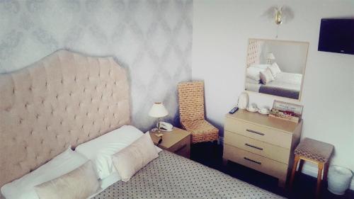 Paddocks Hotel