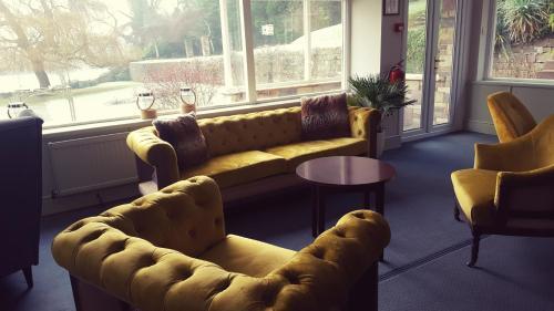 Paddocks Hotel