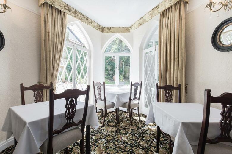 The Mount Pleasant Hotel