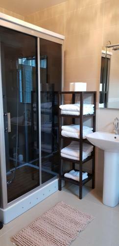 No.22 Holiday Cottage