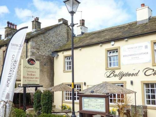 Squirrel Lodge, Skipton
