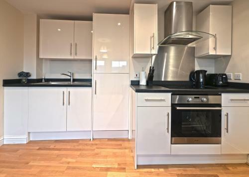 Amazing Slough Centre Apartment