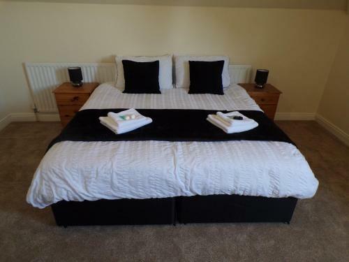 Hostal Carmel Serviced Rooms