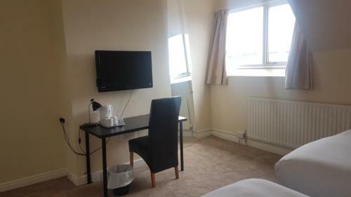 Hostal Carmel Serviced Rooms