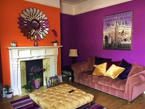 Hostal Glenmore Guesthouse