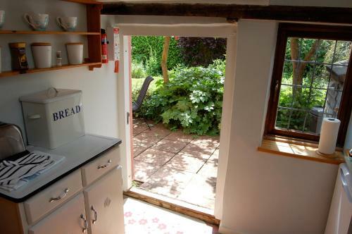 Rose & Apple Tree Cottages