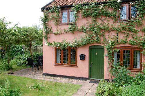 Rose & Apple Tree Cottages