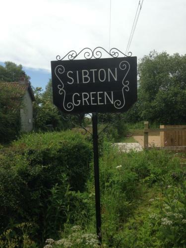 Rose & Apple Tree Cottages