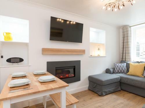 One Beckside Cottage