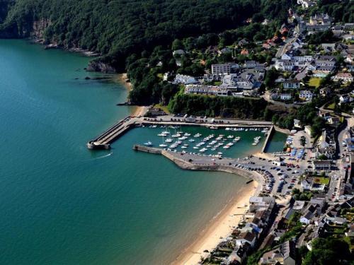 Cozy Apartment In Saundersfoot Near Beach