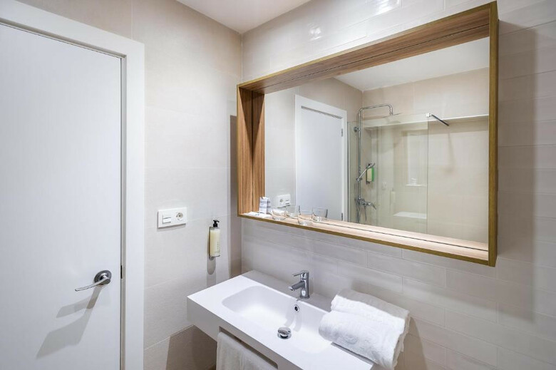 Hotel Intelier Orange