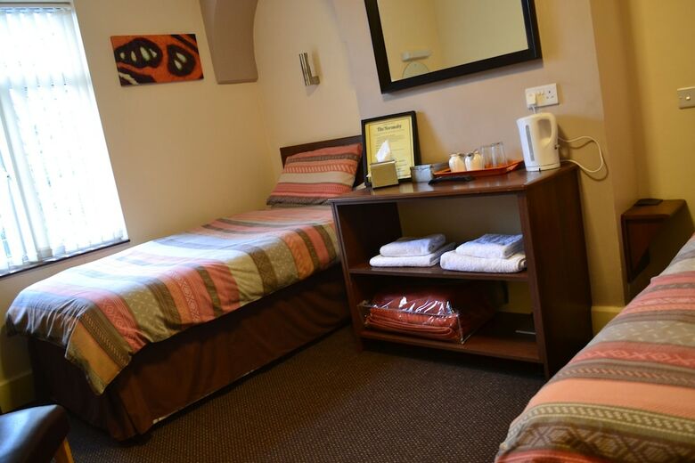 Hostal The Normanby