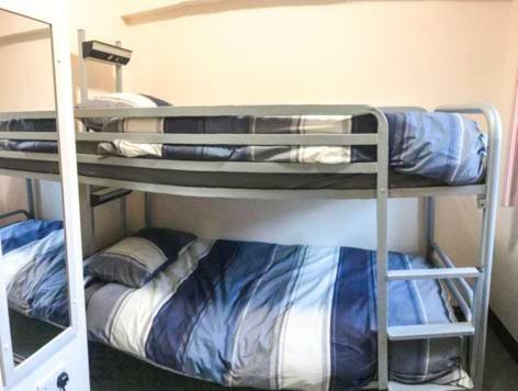 Land's End Hostel, Trevescan