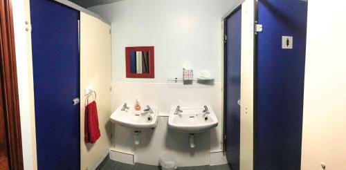Land's End Hostel, Trevescan