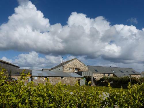 Land's End Hostel, Trevescan