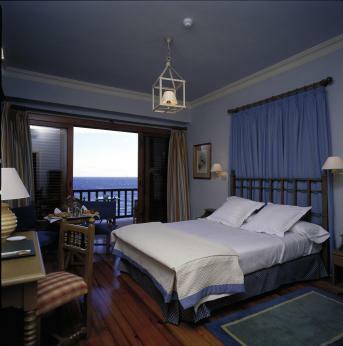 Hotel Parador De El Hierro