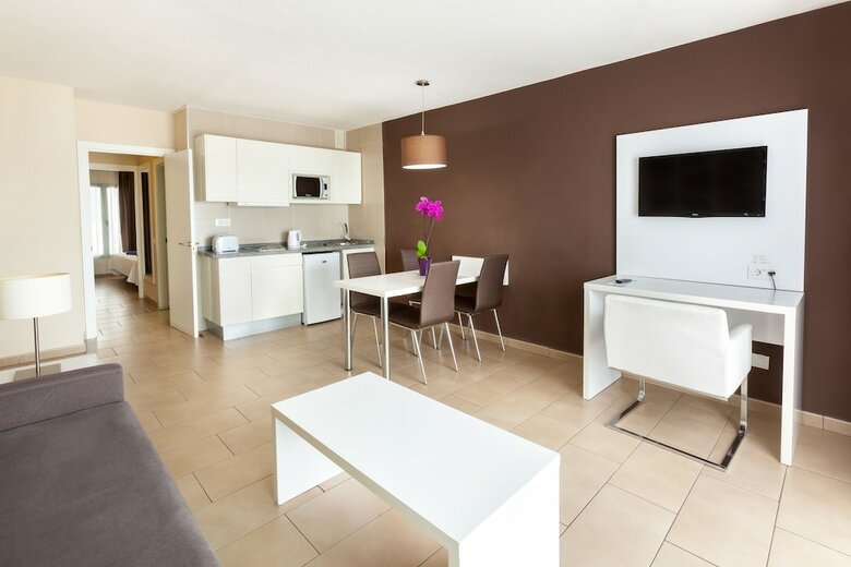 Aparthotel Playaolid Suites&apartments