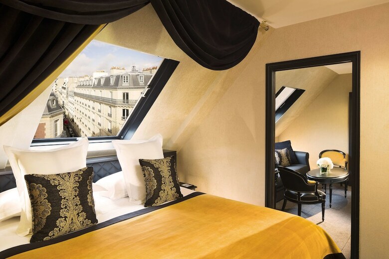 Hotel Le Belmont Champs Elys�es