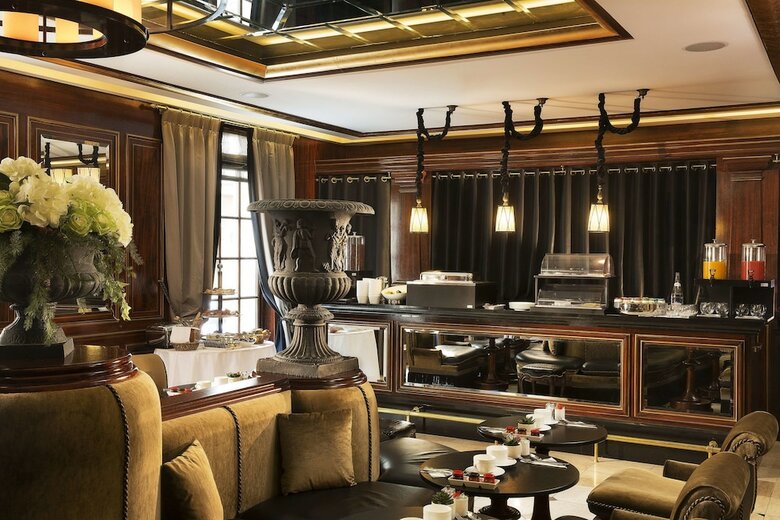 Hotel Le Belmont Champs Elys�es
