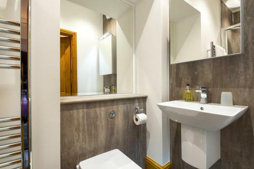 Hostal Brooklands Guest House