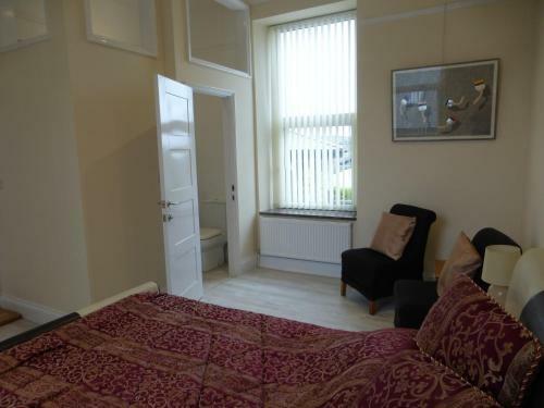 Strand Apartment