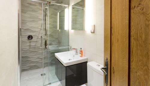 Waternook Lakeside Accommodation