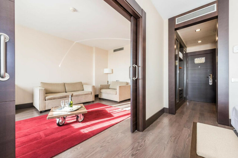 Hotel Mercader