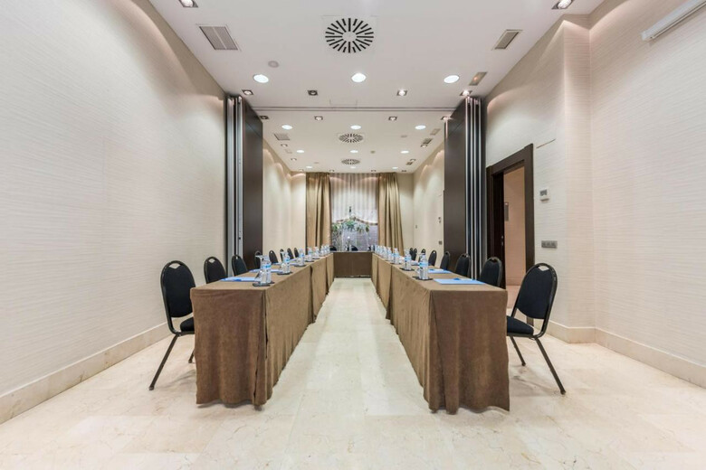 Hotel Mercader