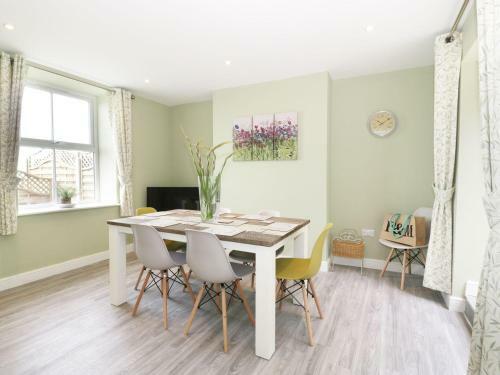 Hillside Cottage, Prestatyn