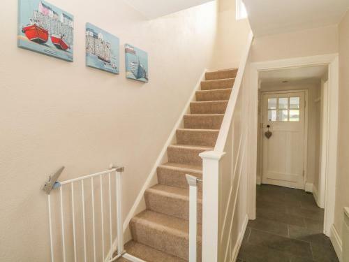 Avondale, Pwllheli