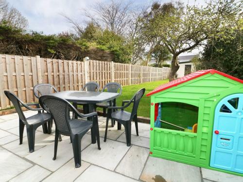 Ty Clyd, Pwllheli